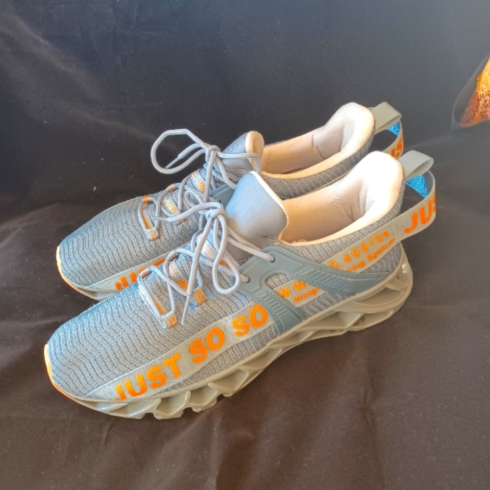 Running shoes Just So So mens size 12 gray